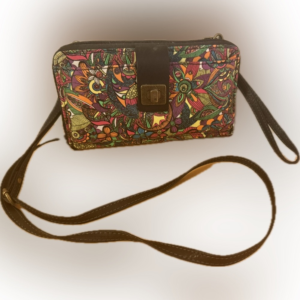 Colorful Sakroots Large Smartphone  Wristlet/Crossbody Bag in Rainbow Spirit